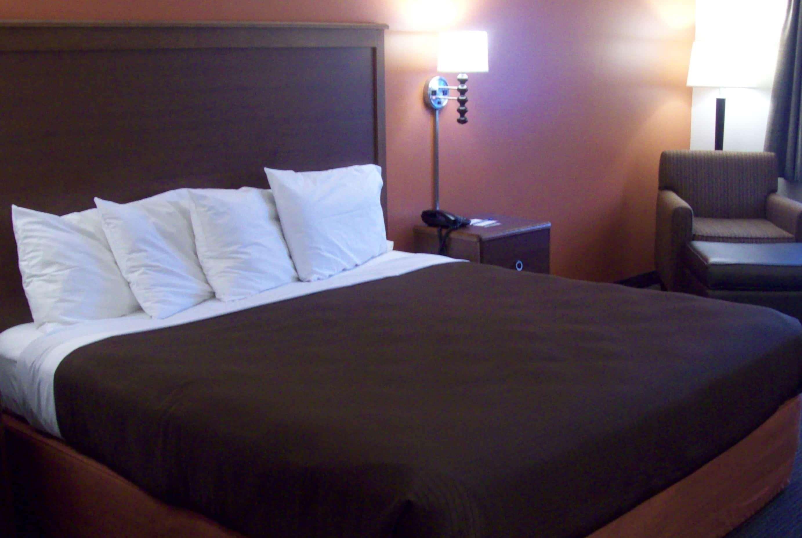 Americinn By Wyndham Silver City Экстерьер фото