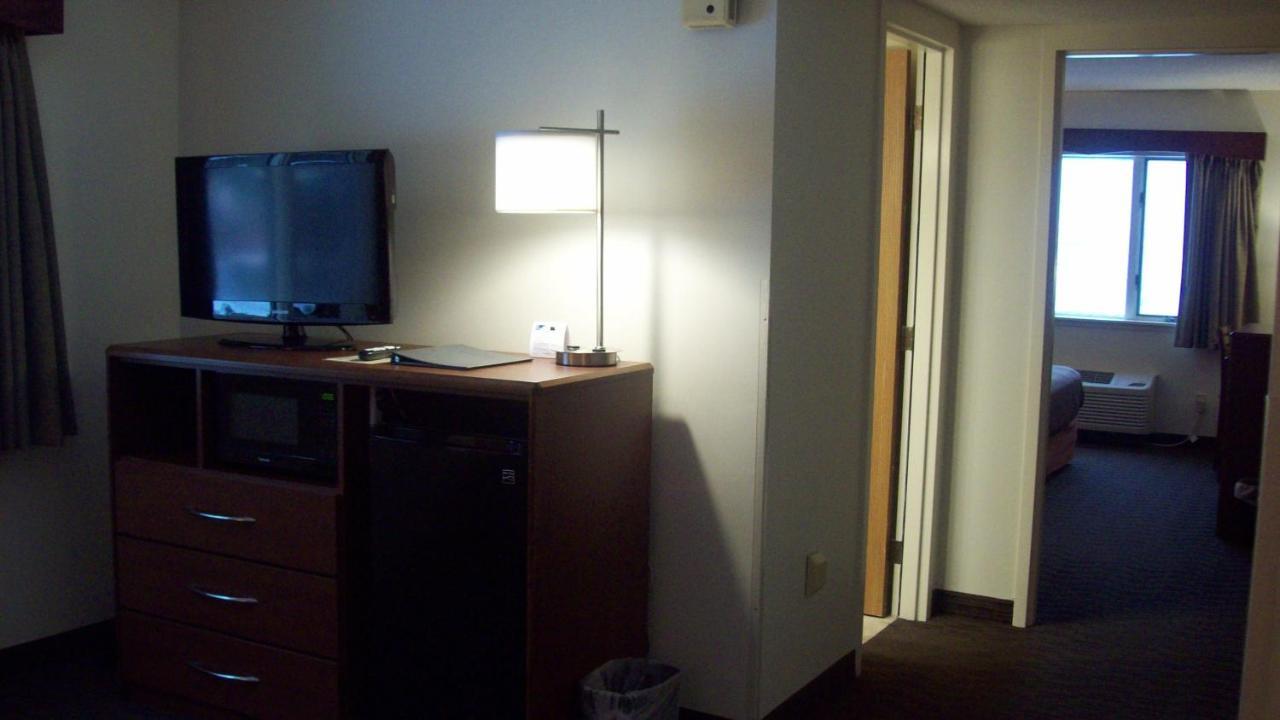 Americinn By Wyndham Silver City Экстерьер фото